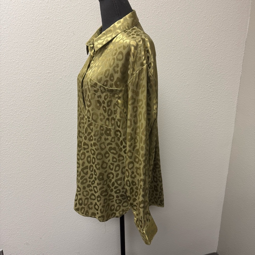 Umgee Army Green Leopard Satin Blouse Button Front Chic Top Large Trendy - Picture 4 of 9